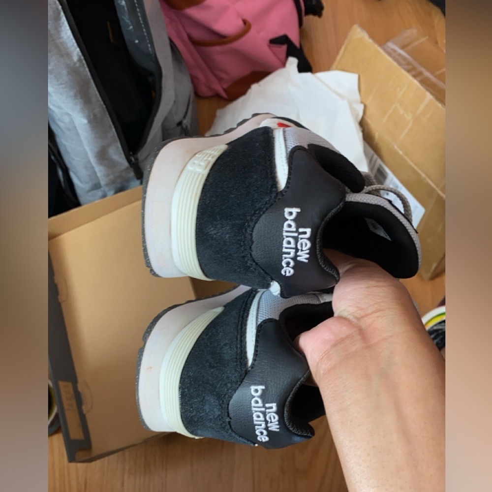 New Balance 574 - Picture 3 of 5